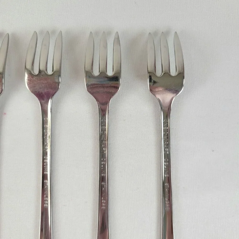 Oneida Satin Accent Stainless Flatware Set 4 Cocktail Seafood Forks Oneidacraft